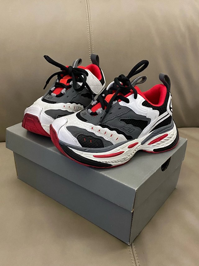 Balenciaga 16XL children's shoes: seller detail photo 7