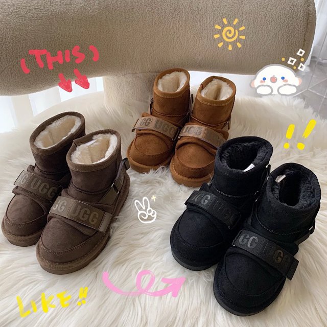 UGG Children's snow boots: seller detail photo 2