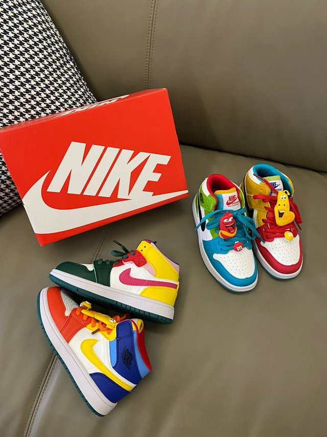 Nike Jordan children's Shoes: seller detail photo 5