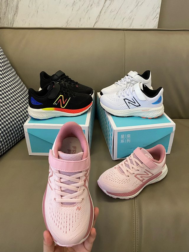 New Balance 860 children's Shoes: seller detail photo 5