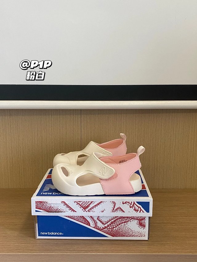 New Balance children's Slippers Shoes: seller detail photo 11
