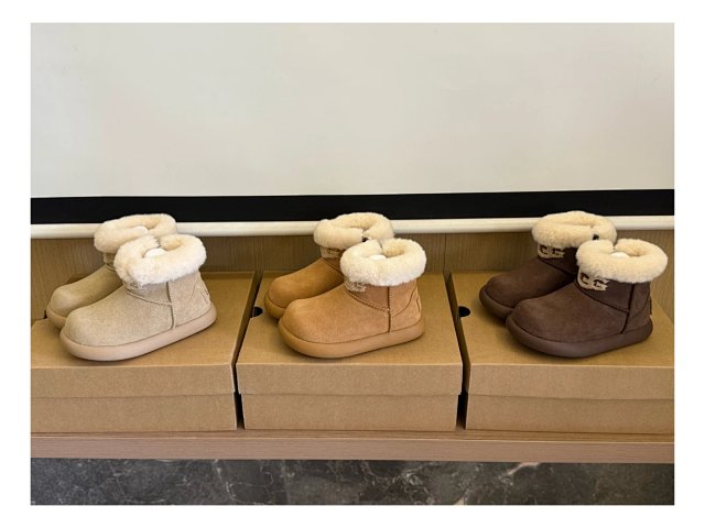 UGG Children's snow boots: seller detail photo 10