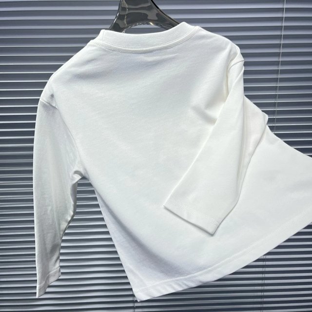 Fendi Children's Hoodie: seller detail photo 6
