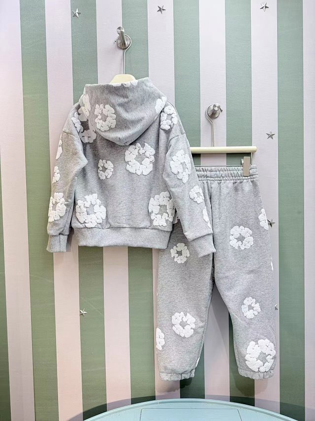 DENIM TEARS Children’s hoodie: seller detail photo 4