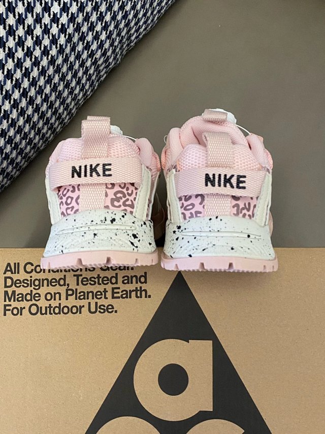 Nike children's Shoes: seller detail photo 9