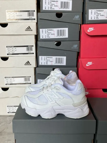 New Balance Chunky Sneaker Green EE Kids运动鞋 - 23
