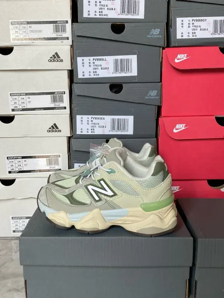 New Balance Chunky Sneaker Green EE Kids运动鞋 - 29