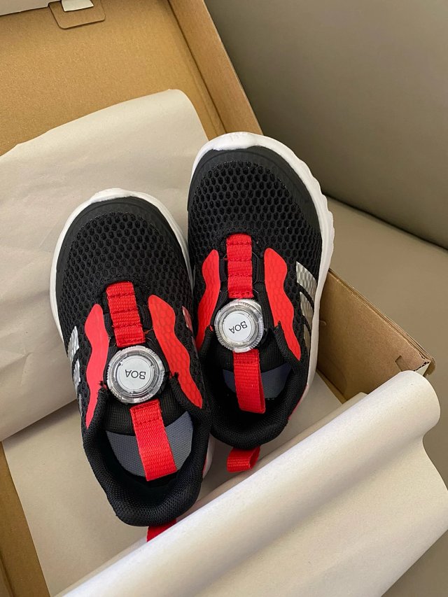 Adidas originals Children's Shoes: seller detail photo 4