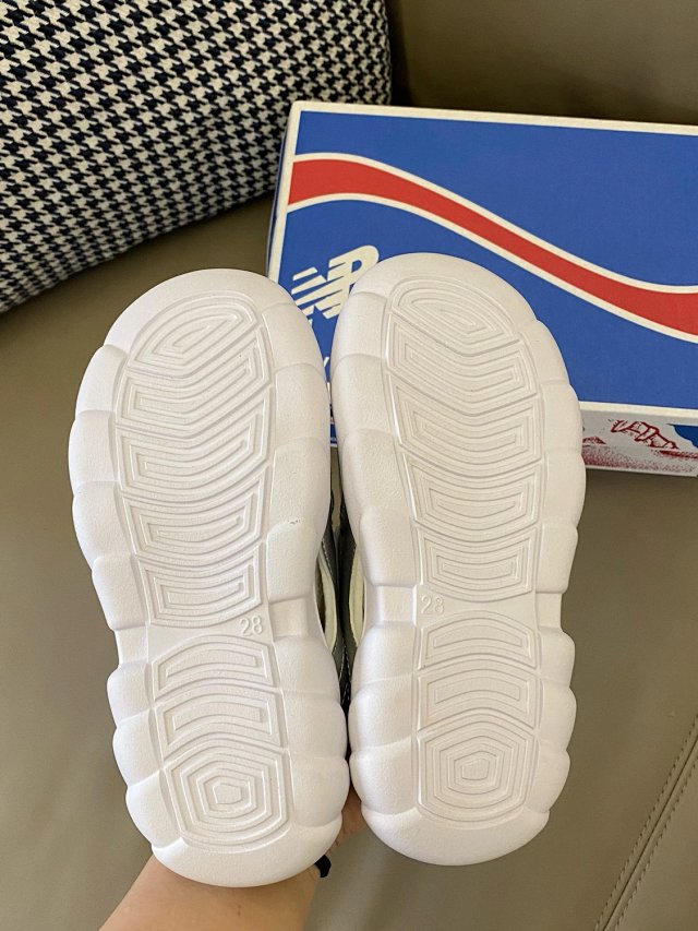 Nike children's Shoes: seller detail photo 11
