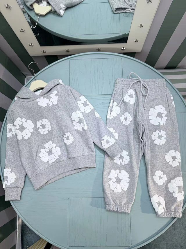 DENIM TEARS Children’s hoodie: seller detail photo 2
