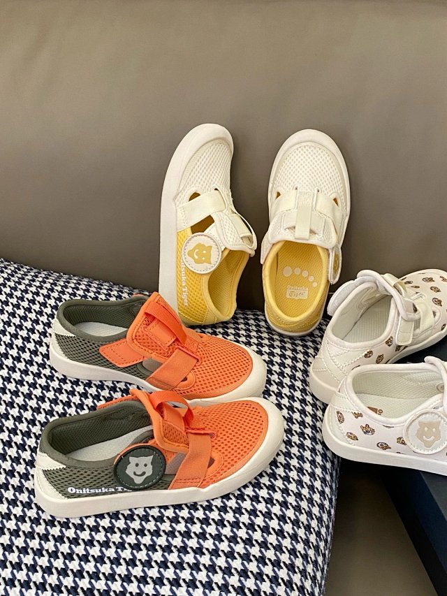 Onitsuka Tiger Children's Shoes: seller detail photo 9