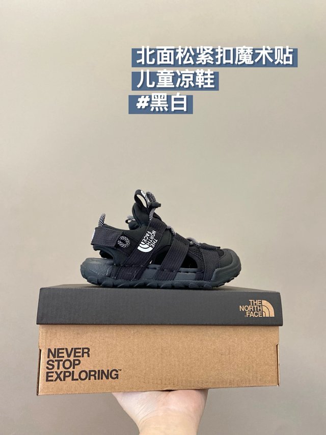 The North face children's Slippers shoes: seller detail photo 4