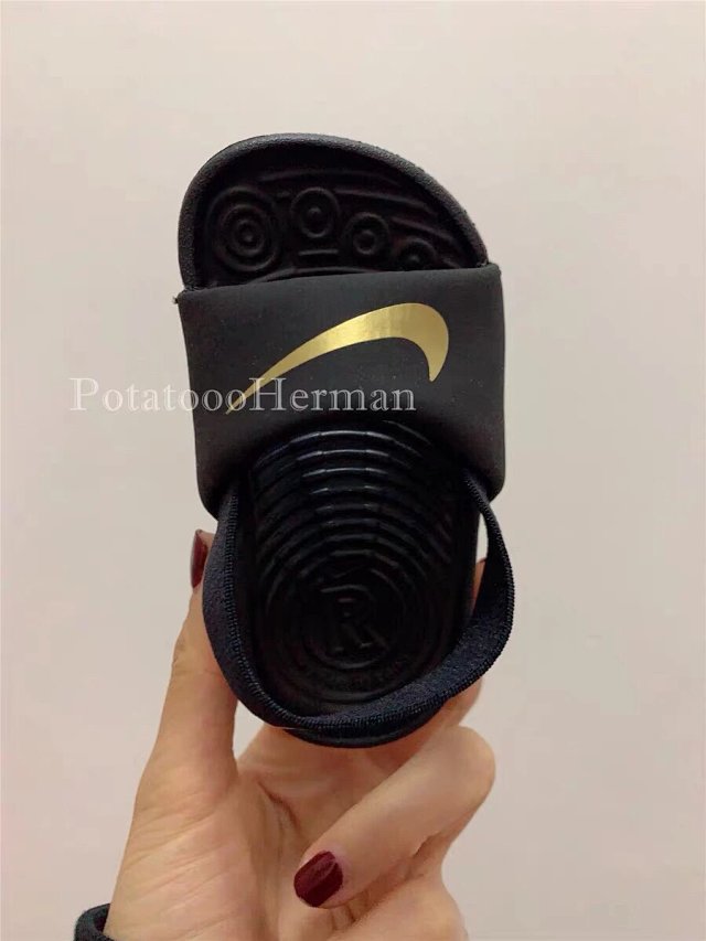 Nike children's Slippers Shoes: seller detail photo 14