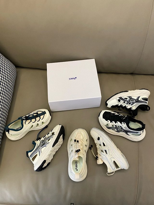Asics Children's Slippers Shoes: seller detail photo 7