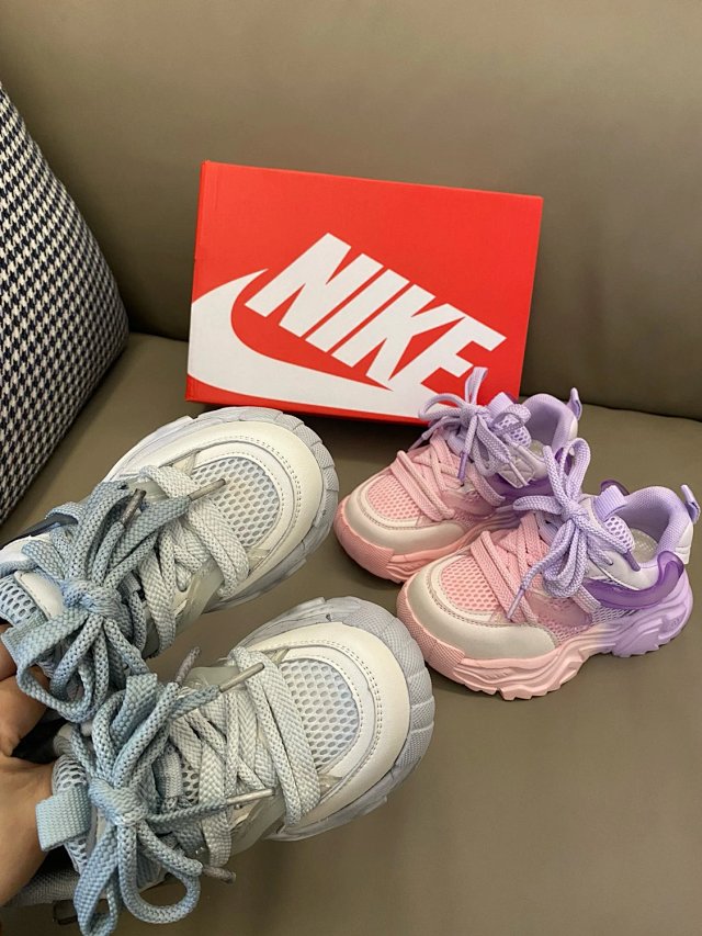 Nike children's Shoes: seller detail photo 6