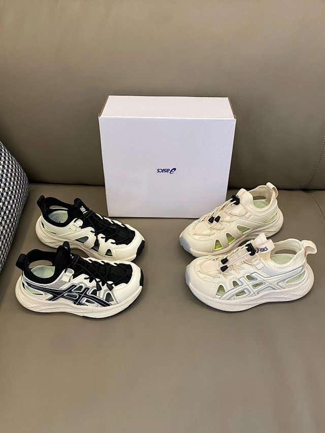 Asics Children's Slippers Shoes: seller detail photo 4