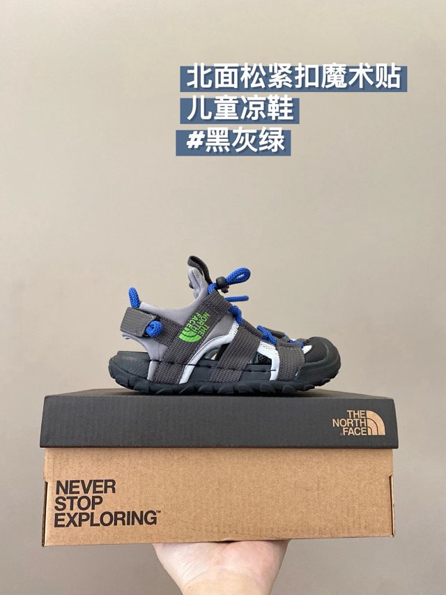 The North face children's Slippers shoes: seller detail photo 3