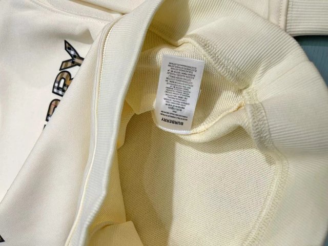 Burberyy Children's Hoodie: seller detail photo 7