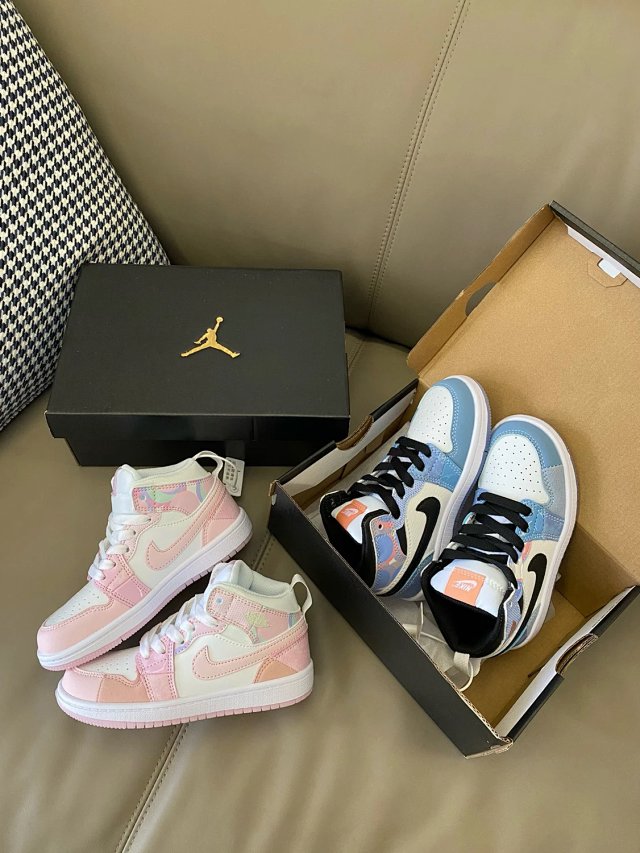 Nike Jordan1 children's Shoes: seller detail photo 5