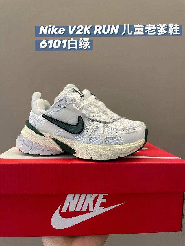 Nike V2K Run children's Shoes: seller detail photo 3
