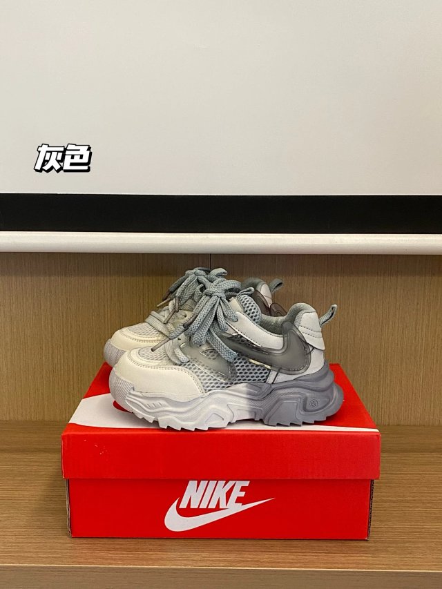 Nike children's Shoes: seller detail photo 12