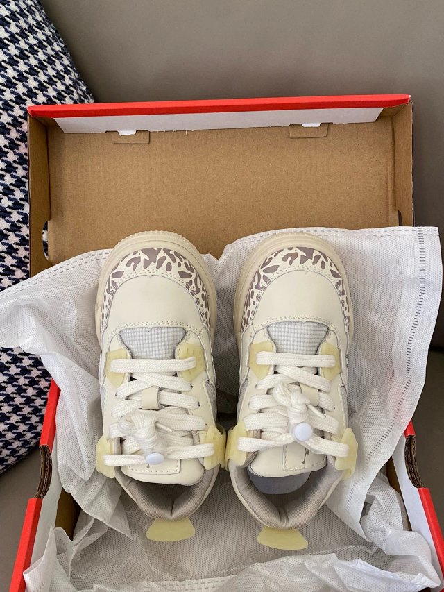 Nike Jordan4 children's Shoes: seller detail photo 6