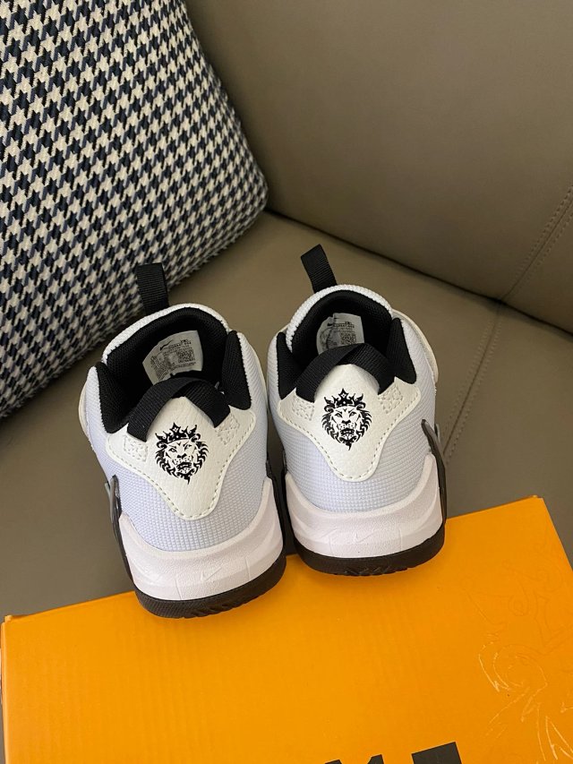 Nike children's Shoes: seller detail photo 10
