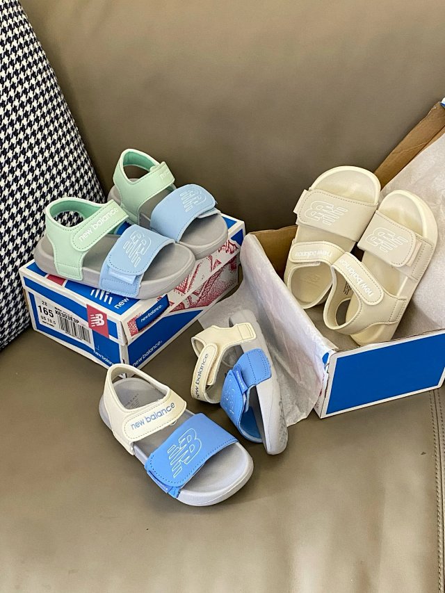 New Balance children's Slippers Shoes: seller detail photo 11