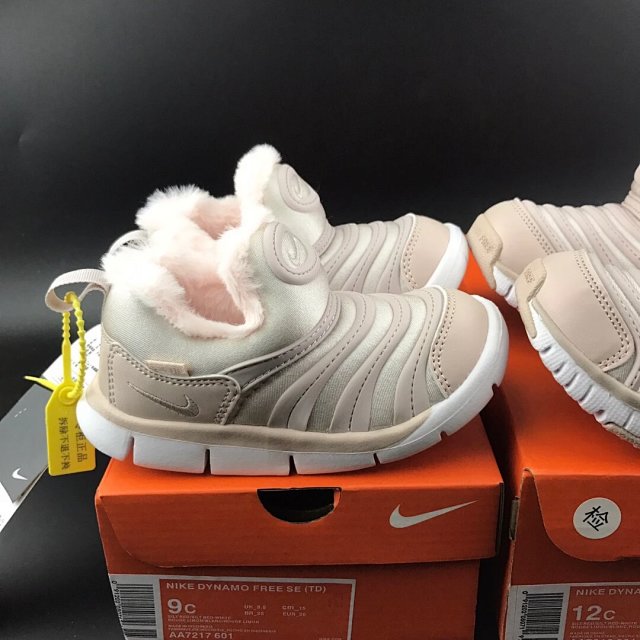 Nike children's Shoes: seller detail photo 6