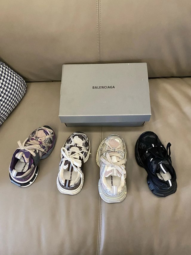 Balenciaga children's shoes: seller detail photo 7