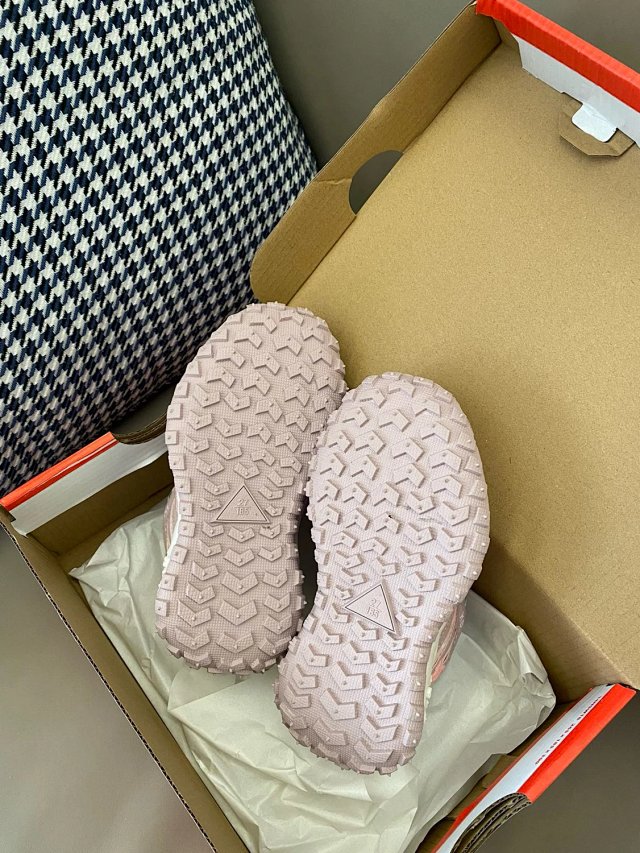 Nike children's Shoes: seller detail photo 8