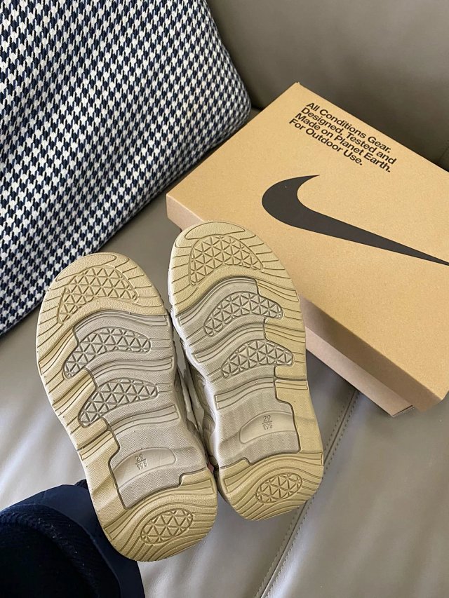 Nike children's Shoes: seller detail photo 9