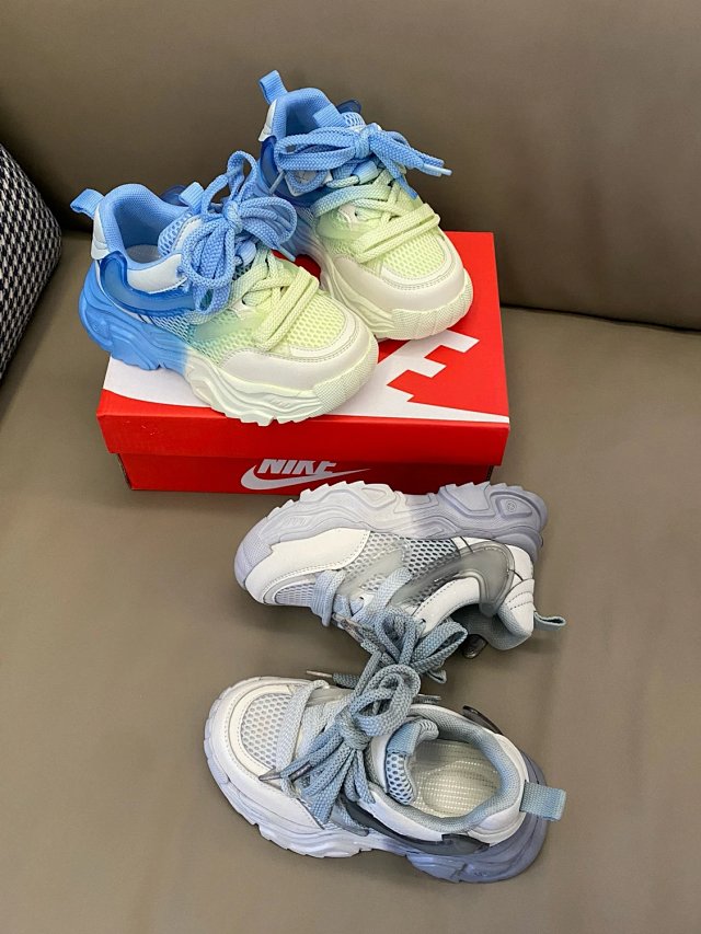 Nike children's Shoes: seller detail photo 3