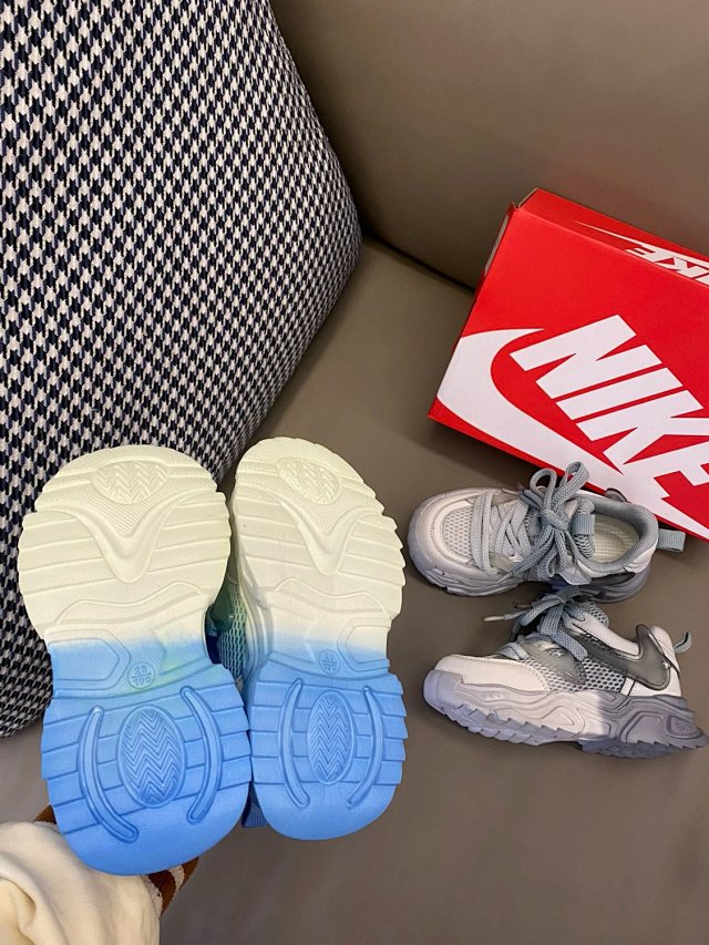 Nike children's Shoes: seller detail photo 11