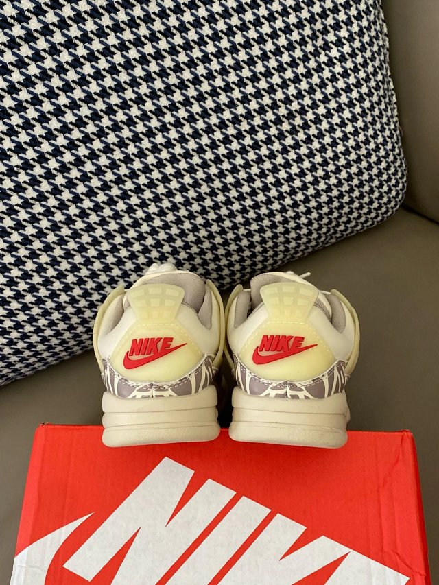 Nike Jordan4 children's Shoes: seller detail photo 8