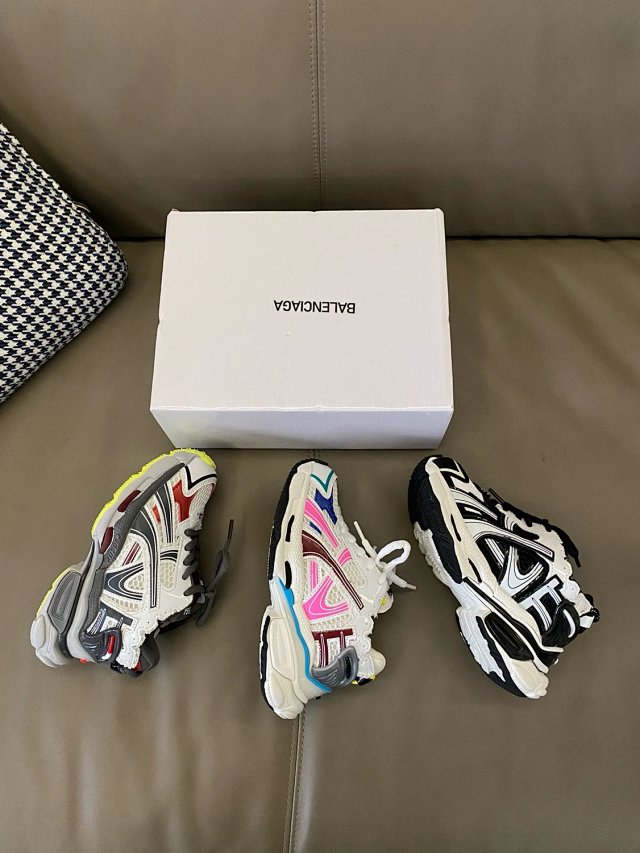 Balenciaga children's shoes: seller detail photo 9