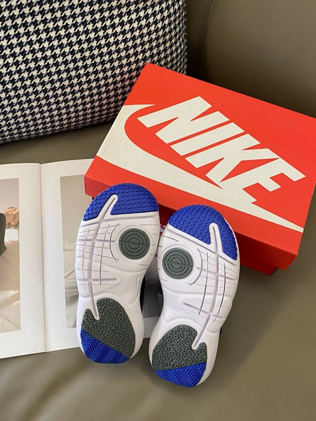 Nike children's Shoes: seller detail photo 10