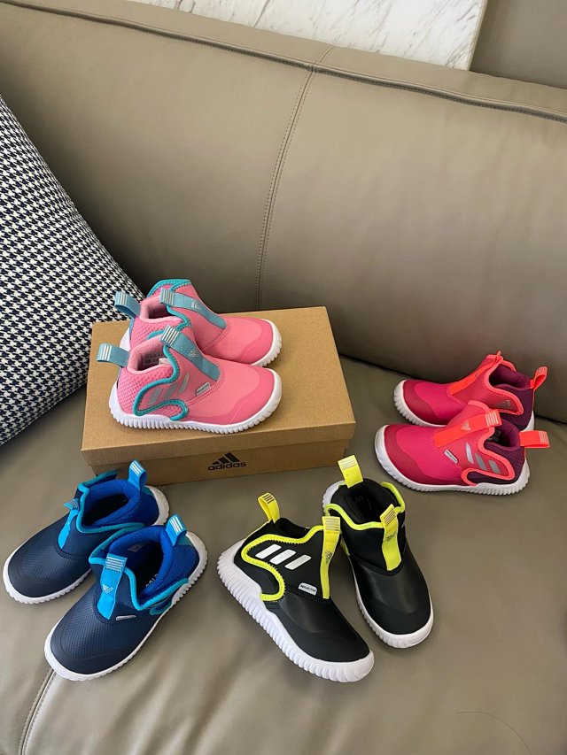 Adidas Children's Shoes: seller detail photo 3