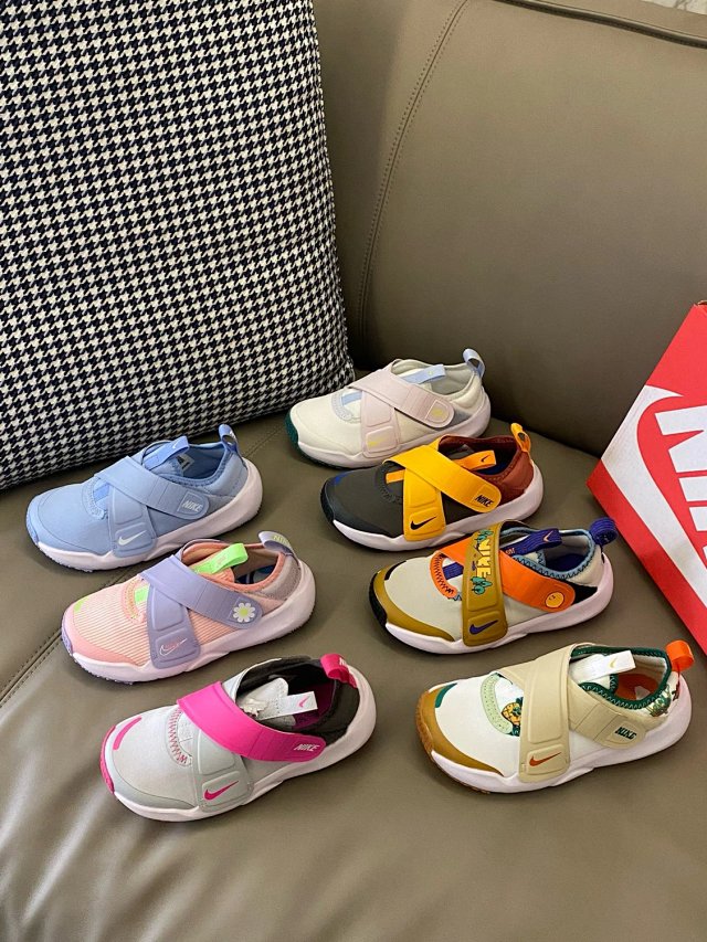 Nike children's Shoes: seller detail photo 3