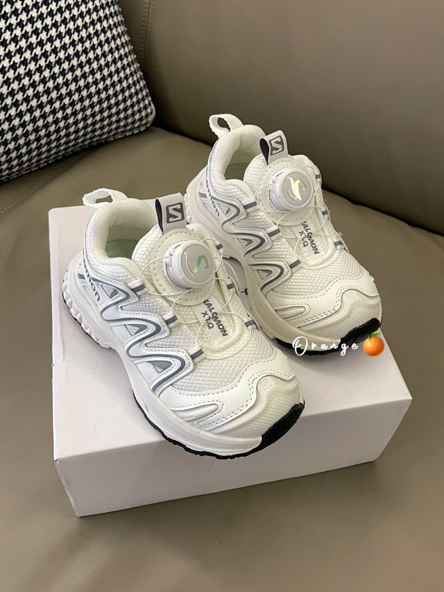 Salomon Children's Shoes: seller detail photo 11