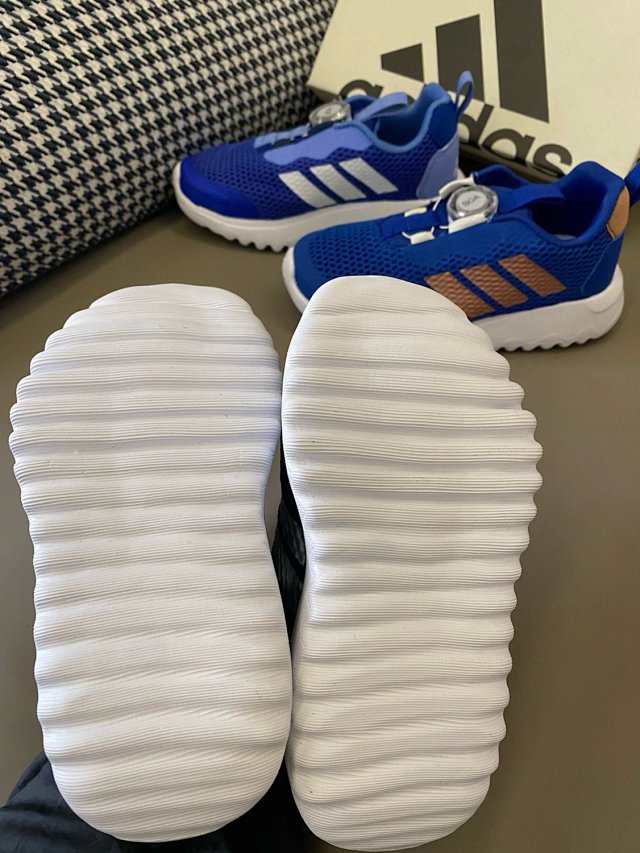Adidas originals Children's Shoes: seller detail photo 10