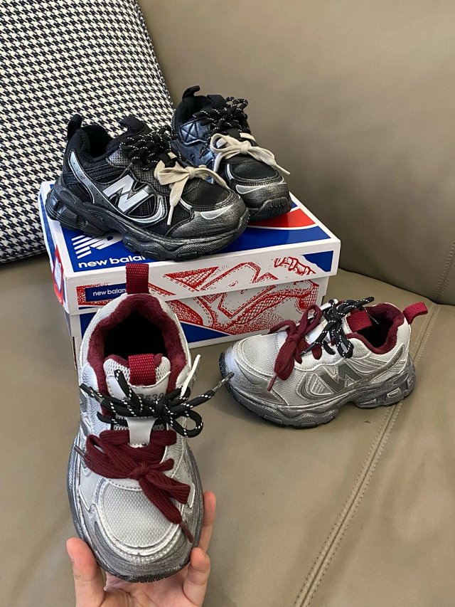New Balance 530 children's Shoes: seller detail photo 3