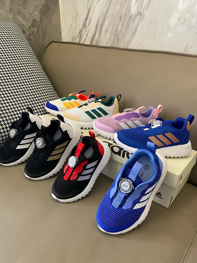 Adidas originals Children's Shoes: seller detail photo 9
