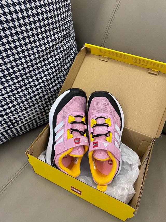 Adidas Children's Shoes: seller detail photo 5