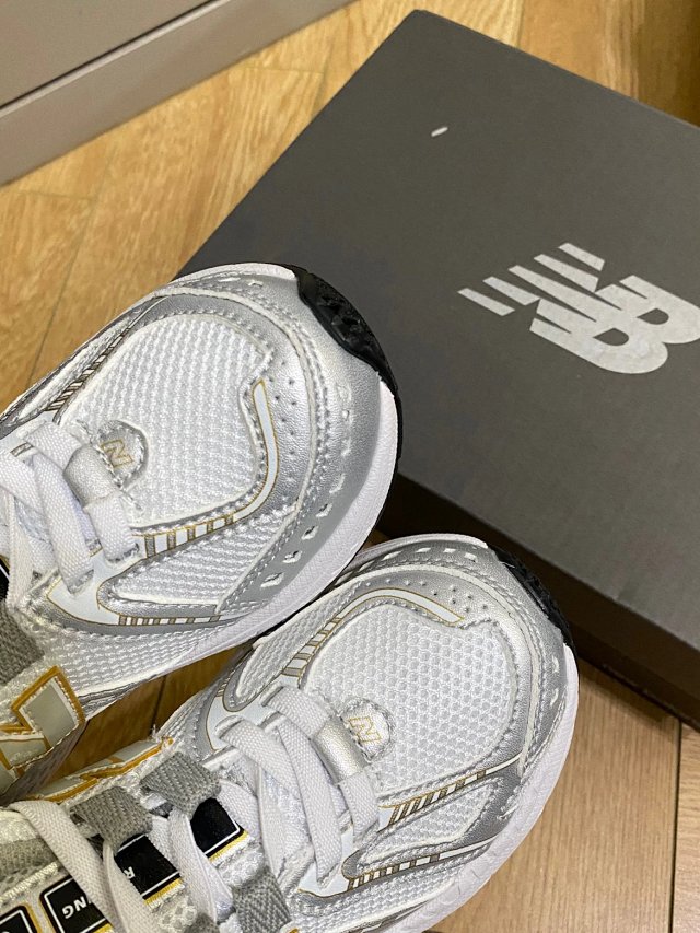 New Balance 1906 children's Shoes: seller detail photo 9