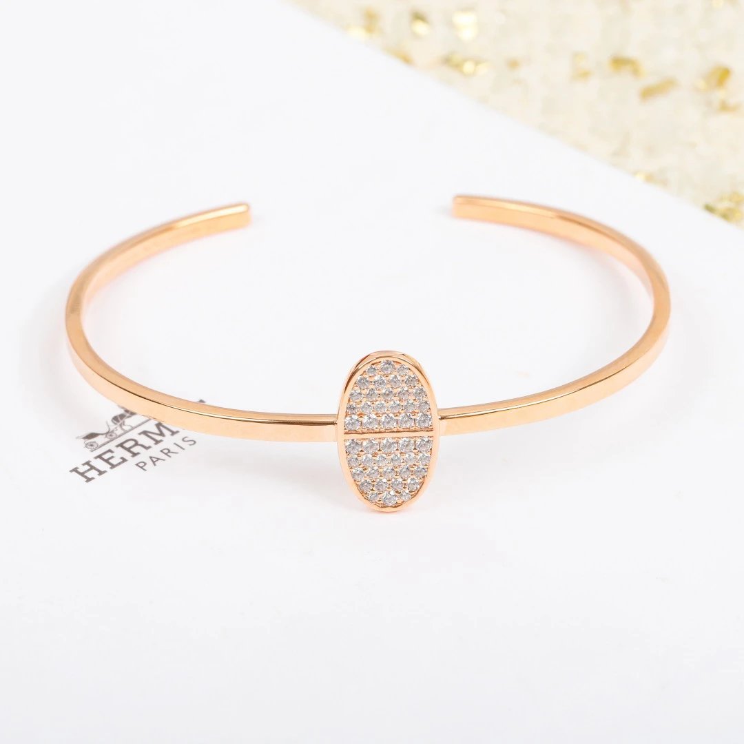 Rose Gold Crystal Ov