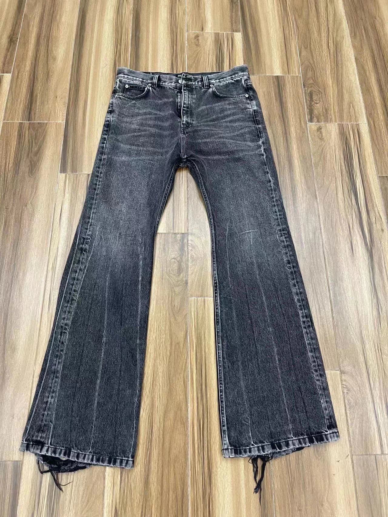 Clearance 22FW Destroyed Jeans, Flared Trousers in Black Gray, Low-Waist Vintage Flared Washed Jeans, In Stock, Authentic Edition