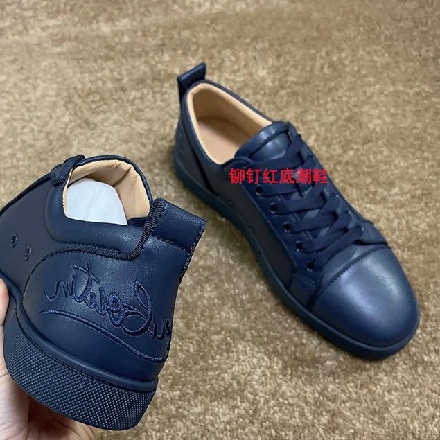 新海军蓝皮刺绣