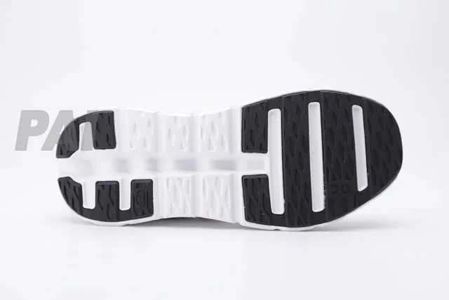 LOEWE Sneakers CloudTec Phase product detail image 2