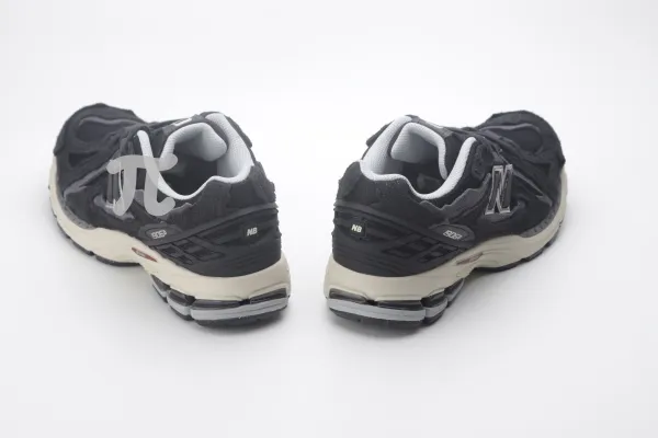 New Balance 1906D White / Black Sneakers Running Shoes - 21